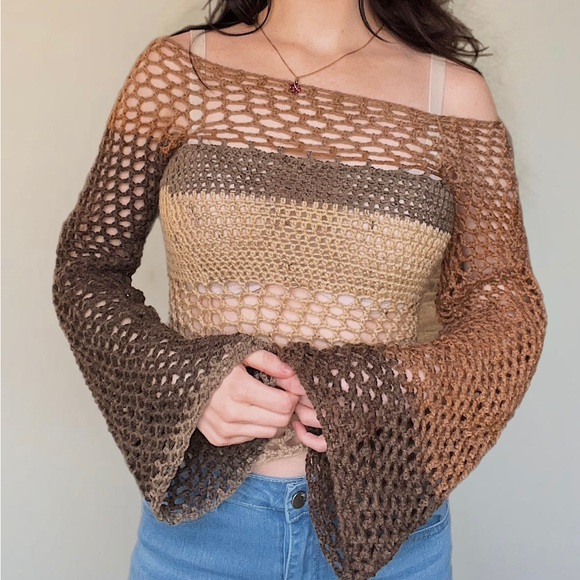 CROCHET MESH TOP - Picture 1 of 4